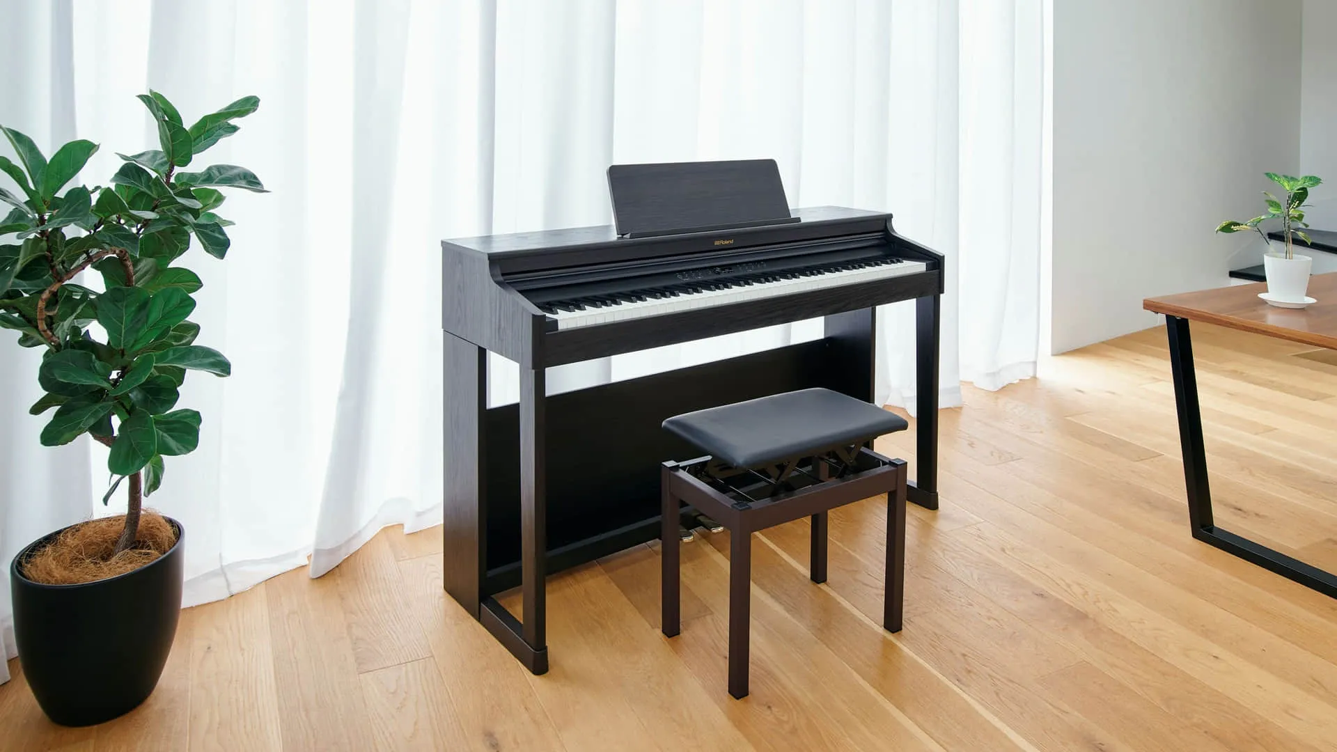 Roland RP-701 դաշնամուր Piano House Երևան | Купить цифровое пианино Roland RP-701 в Ереване | Roland Digital Piano RP-701 Armenia